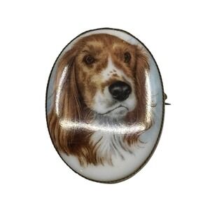 Vintage Hand Painted Porcelain Spaniel Dog Portrait Brooch Gold Tone‎ Oval Pin